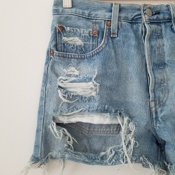 Levi's 501 Jean Shorts Distressed Button Fly 26/2 - Picture 5 of 11